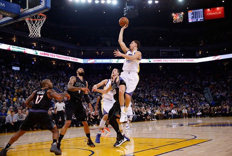 Redam Suns, Warriors Kembali ke Jalur Kemenangan