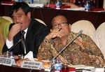 Komisi II Raker Bareng Mensesneg dan Wagub DKI