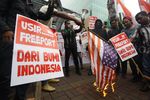 Mahasiswa Demo di Kantor Freeport