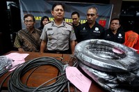 Wahyu juga mengungkapkan bahwa jatuhnya lift di gedung Nestle tersebut akibat adanya kelalaian dari PT Eltek Indotama, apalagi kedua tekhnisi yang menangani lift tersebut tidak mengantongi surat izin resmi.