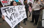 Kritisi Kebijakan WTO