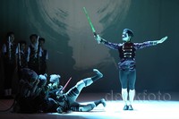 Dibawah produksi rumah karya Sjuman Ballet sumber cipta berkolanborasi dengan Sjuman Scholl Of Music