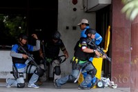 Latihan ini melibatkan pasukan khusus Denjaka, Satkopaska dan Taifib dalam rangka membangun sinergitas kemampuan intelijen pasukan khusus TNI Angkatan Laut