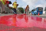 Pengecatan Jalur Khusus TransJakarta