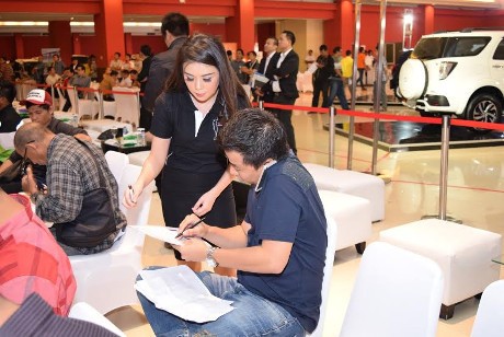 Begini Caranya Toyota Tutup Tahun 2015