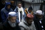 200 Demonstran Salat Berjemaah di Luar Trump Tower