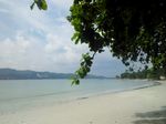 Pantai Berpasir Putih di Ambon, Cantiknya!