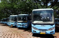 Hingga saat ini terdapat 320 bus tampilan baru Kopaja AC. Meski semuanya sudah lolos uji Kir, namun belum dapat dioperasikan semuanya untuk melayani penumpang karena masih ada yang belum mendapat pelat kuning.