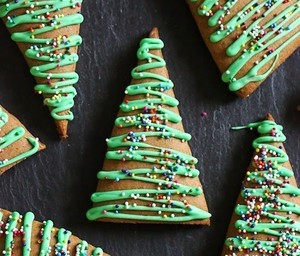 Cantiknya Hiasan Gingerbread Berbentuk Pohon Natal dan Donat! (1)