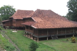 Rumah di Gambar Uang Rp 10 Ribu Simpan Banyak Benda Unik