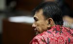 Gatot dan Evy Jalani Sidang Perdana