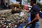 Polres Jakbar Musnahkan Ribuan Miras