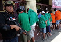     Barang bukti tersebut didapat dari hasil pengungkapan 15 kasus dalam 3 bulan terakhir. Pool/Lamhot Aritonang/detikFoto.