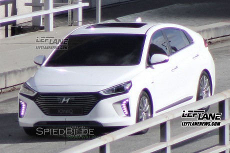 Toyota! Penantang Prius Sudah Tampil di Jalanan Nih