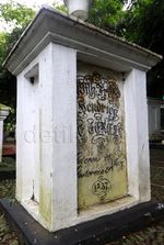 Mengunjungi Makam Belanda di Kebun Raya Bogor