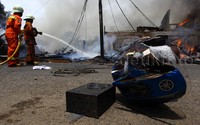 Mayoritas bangunan yang terbakar tempat usaha kusen dan rumah semi permanen milik warga.