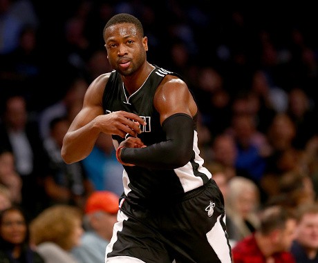 Wade Motori Kebangkitan Heat di Markas Magic