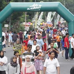 Warga Solo Antusias Ikuti Gerakan Ayo Olahraga