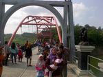 Main Bareng Kera di Waduk Jatibarang, Semarang
