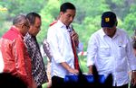 Jokowi Resmikan Pembangunan Bendungan Rotiklot