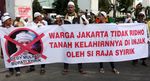 Demo Tolak Kedatangan Bupati Purwakarta di TIM