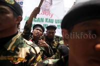 Mereka meminta Menkum HAM Yasona Laoly segera mengeluarkan SK yang terkait konflik di tubuh PPP.