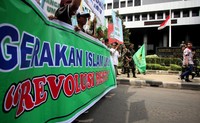 Aksi ini berjalan tertib.