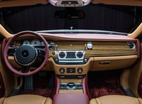 Warna merah juga ditambahkan pada bagian velg. Pool/Dok. Rolls Royce.