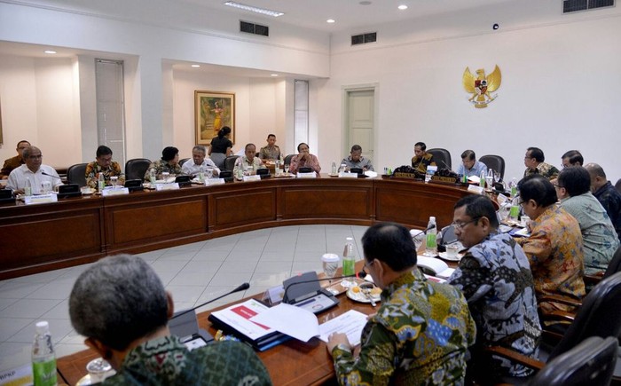Bahas Blok Masela, Jokowi Kumpulkan Para Menteri di Istana