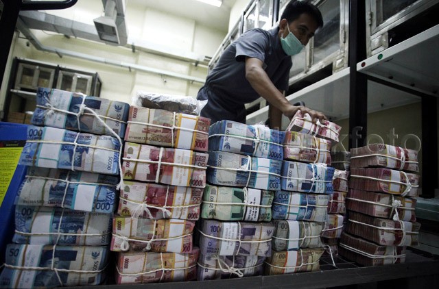 Dana Pungutan BBM, Menteri ESDM: Buat Bayar Utang dan Listrik Desa