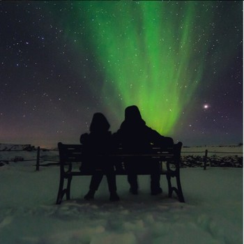 Sekitar 100 ribu orang lebih mengikuti akun Instagram Tom. (kredit foto: Instagram)