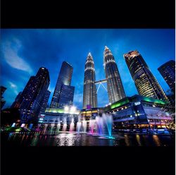 Jepretan Foto Keren Pendiri MySpace