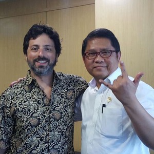 Kisah Unik di Balik Layar: Saat Mbah Google Sowan