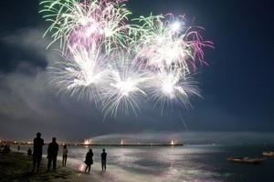 Habiskan Malam Tahun Baru di Pulau, Ini 6 Tipsnya