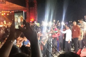 Jokowi Siap Bertahun Baru di Raja Ampat, Disambut Lagu Aku Papua