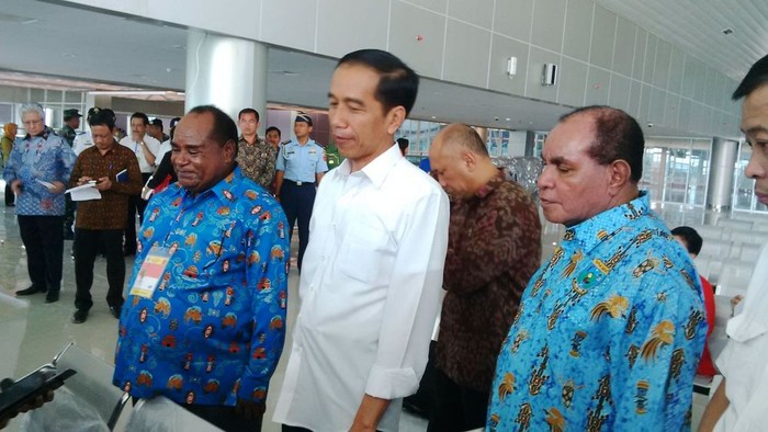 Jokowi Kunjungi Bandara Sorong: Saya Puas Sekali Banyak Pembangunan