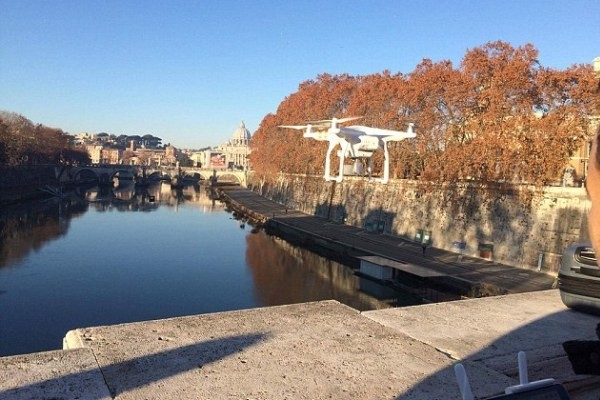 Terbangkan Drone di Atas Vatikan, Turis Israel Ditahan Polisi