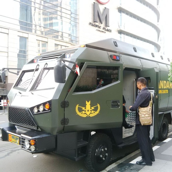 Jokowi akan Buka Perdagangan Bursa, Gedung BEI Dijaga Ketat