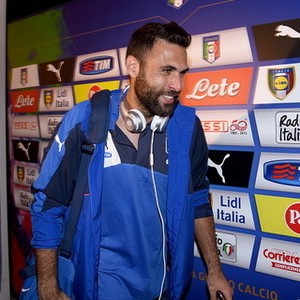 Masa Depan Sirigu Masih Jadi Tanda Tanya