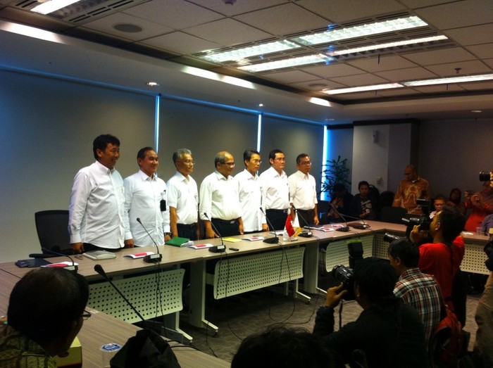 Beli Minyak dari RI, Pertamina Harus Lewat Singapura Dulu