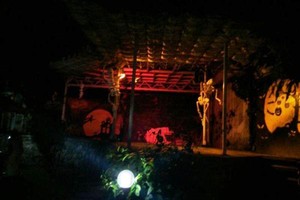 Adu Nyali Wisata Kuliner Bareng Hantu di Bogor