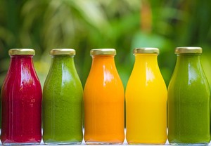 Detoks dengan Jus Buah Saja Apakah Menyehatkan?