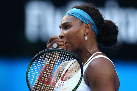 Cedera Lutut Paksa Serena Mundur dari Piala Hopman