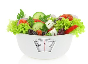 Apa Benar Detoks Bisa Membantu Turunkan Berat Badan?