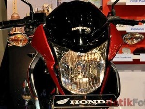 Alat Komunikasi Kendaraan Harus Berfungsi Baik