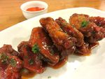 Manis Gurih, Sayap Ayam Bersaus Cola di Kami Ruang & Kafe
