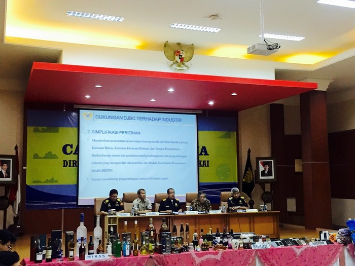 Setoran Bea Cukai Capai Rp 180,4 T, 92,5% dari Target