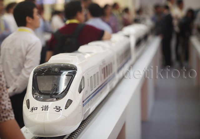 Groundbreaking Kereta Cepat Tunggu Izin Selesai