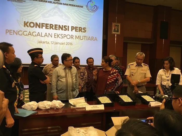 Duet Susi-Bambang Umumkan Penggagalan Ekspor 114 Kg Mutiara ke Hong Kong