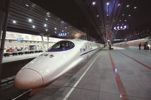 Demi Kereta Cepat, Jalur LRT Jabodetabek Digeser
